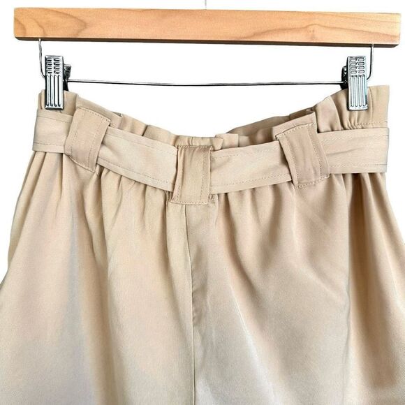 NWT Max Studio High Waist Paperbag Shorts Sand - Picture 6 of 7